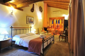  Ganimede Hotel, Galaxidi  Галаксидион